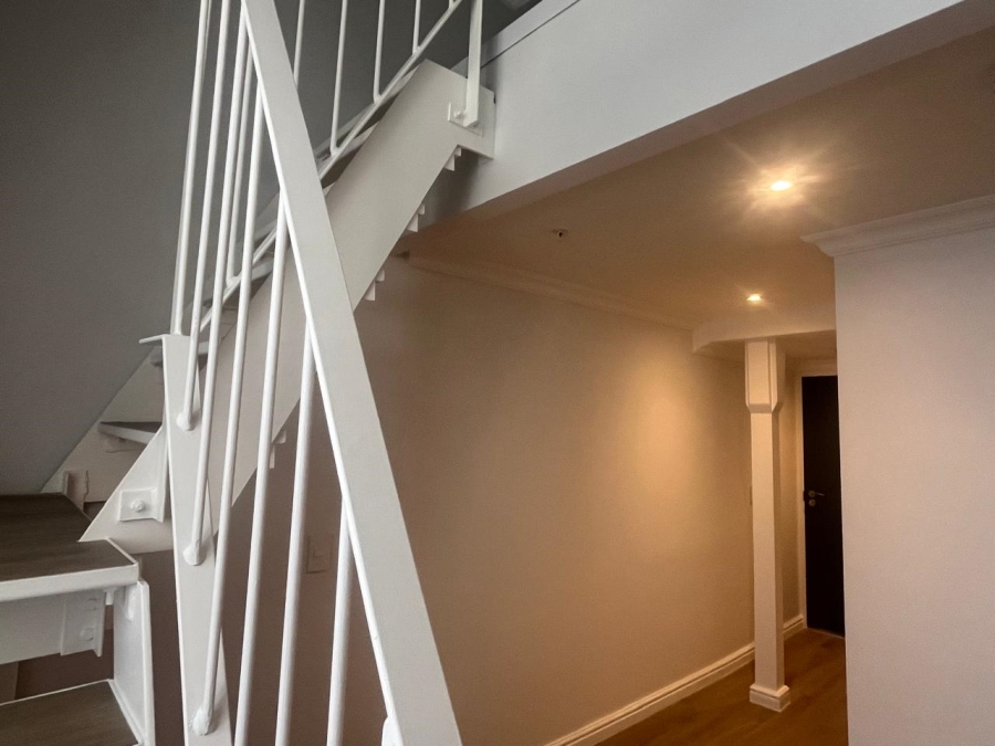 1 Bedroom Property for Sale in Cape Town City Centre Western Cape